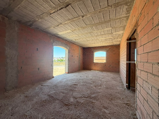 Image No.9-5 Bed Property for sale