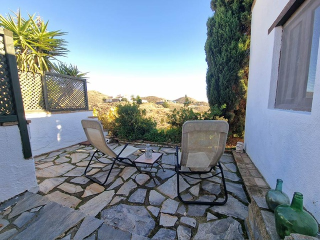 Image No.44-8 Bed Property for sale