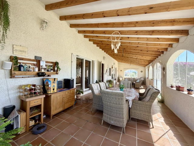 Image No.9-Villa de 3 chambres à vendre à Uleila del Campo