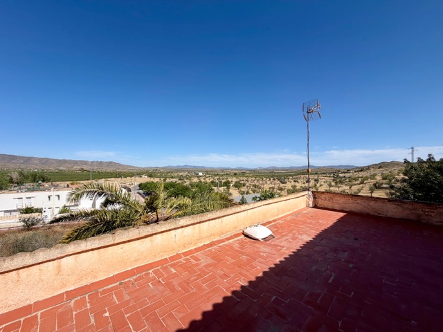 Image No.5-4 Bed Townhouse for sale