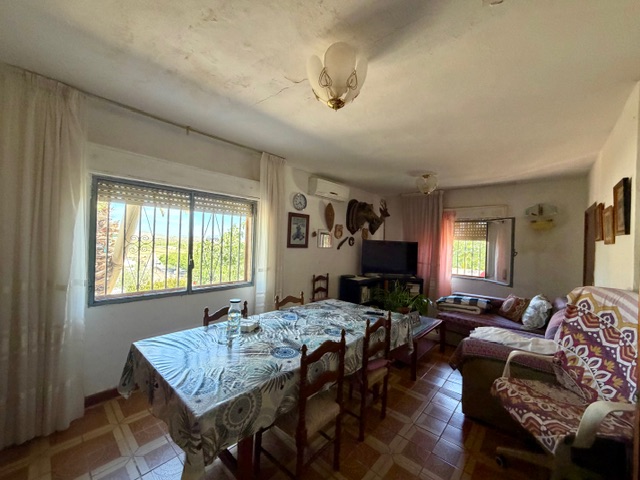 Image No.9-4 Bed Townhouse for sale