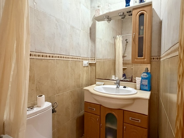 Image No.12-3 Bed Townhouse for sale
