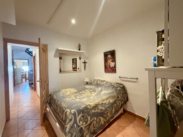 Image No.9-3 Bed Townhouse for sale