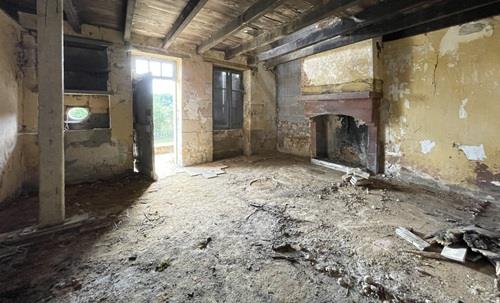 Image No.11-4 Bed Country House for sale