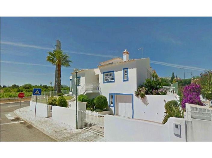 Image No.1-4 Bed House for sale