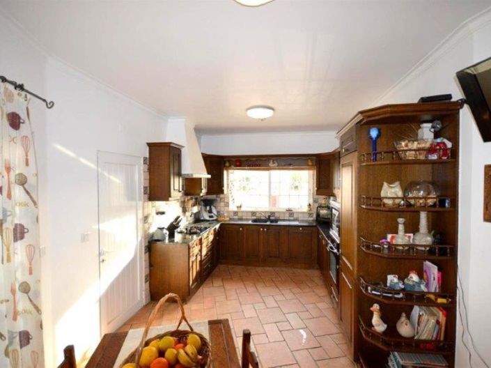 Image No.7-4 Bed House for sale