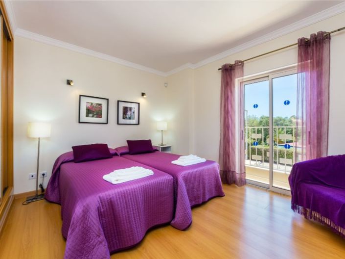 Image No.10-4 Bed House for sale