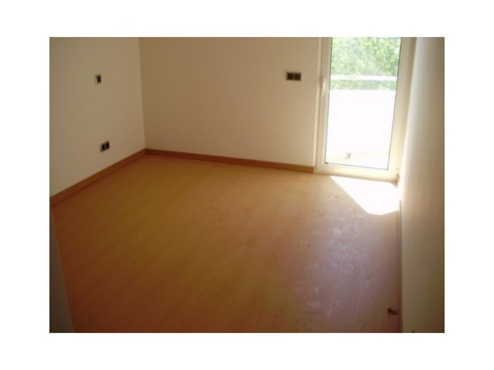 Image No.5-Apartment for sale