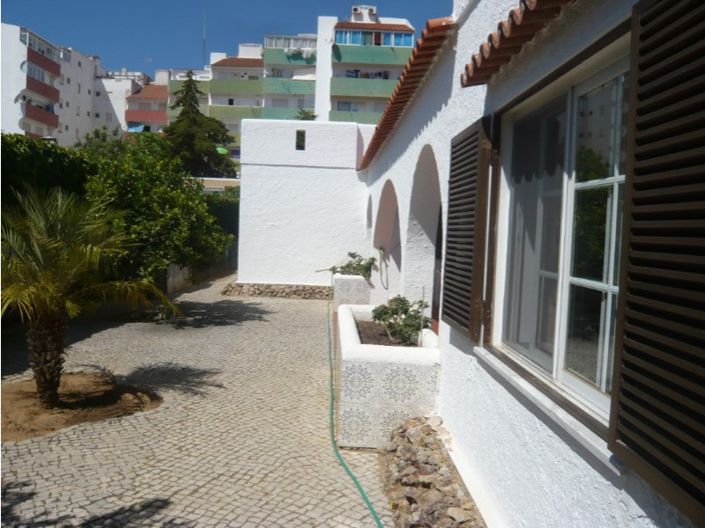 Image No.13-3 Bed House for sale