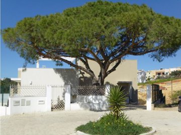 id90ad6900-0000-0500-0000-00000370d518