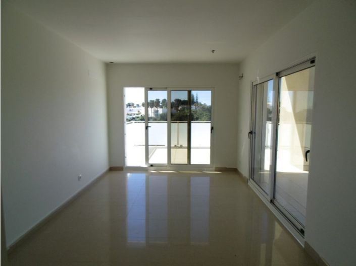 Image No.3-5 Bed House for sale