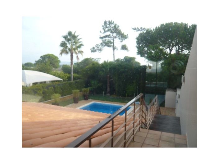 Image No.16-4 Bed House for sale