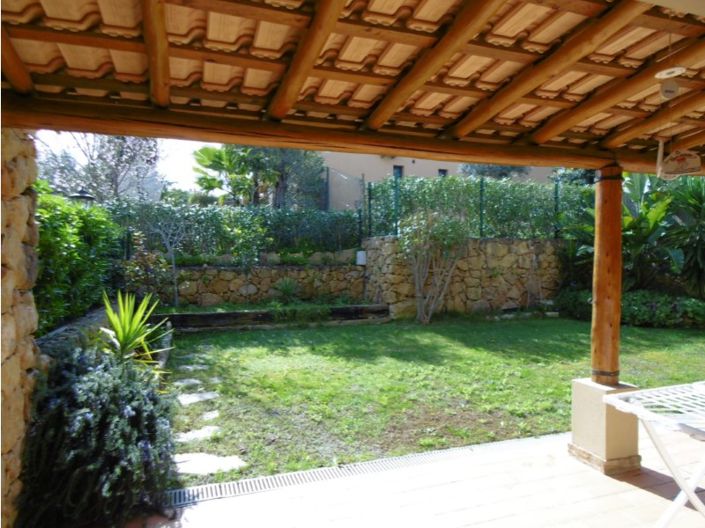 Image No.12-2 Bed House for sale