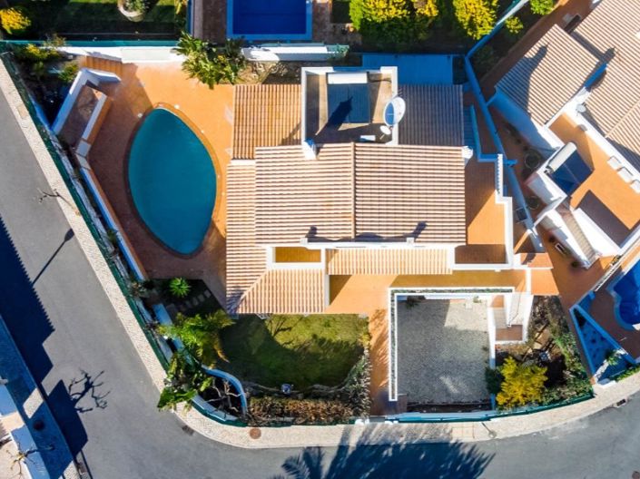 Image No.19-3 Bed House for sale