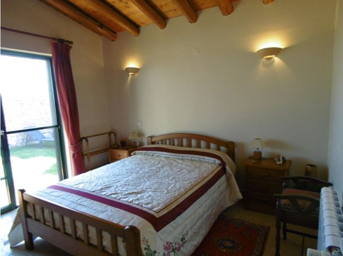 Image No.5-2 Bed House for sale