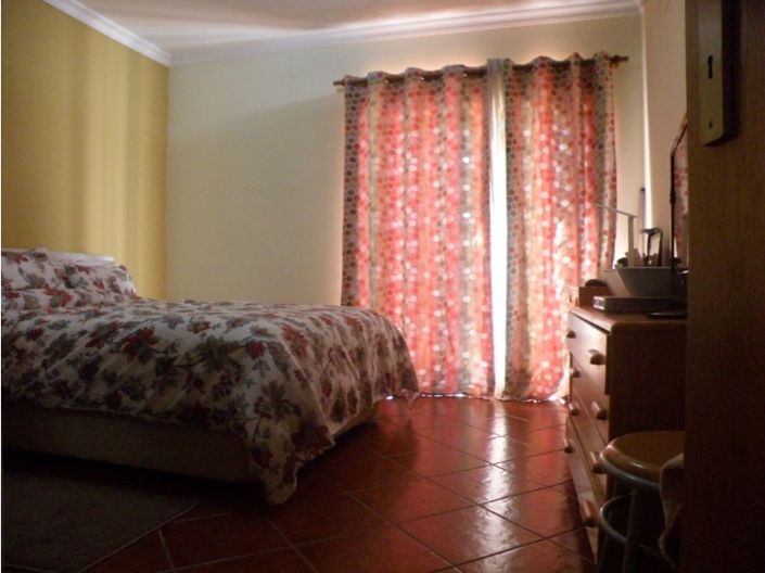 Image No.4-2 Bed House for sale