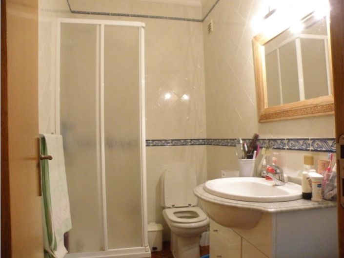 Image No.7-2 Bed House for sale