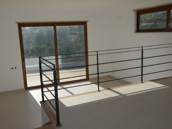 Image No.2-3 Bed House for sale