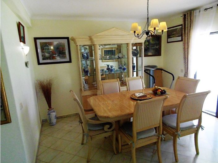 Image No.3-4 Bed House for sale