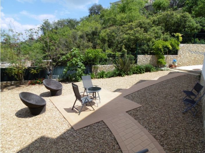 Image No.10-3 Bed House for sale