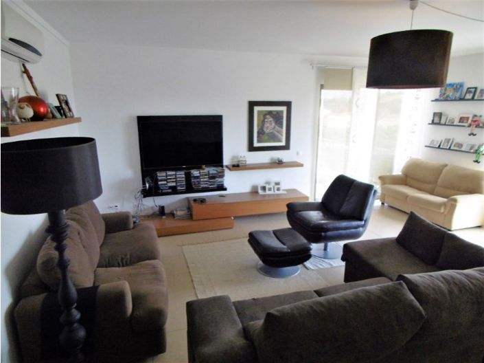 Image No.8-3 Bed Apartment for sale