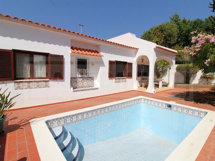 Image No.15-3 Bed House for sale