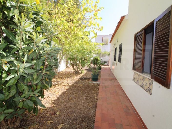 Image No.20-3 Bed House for sale