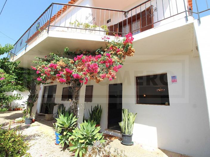 Image No.22-3 Bed House for sale