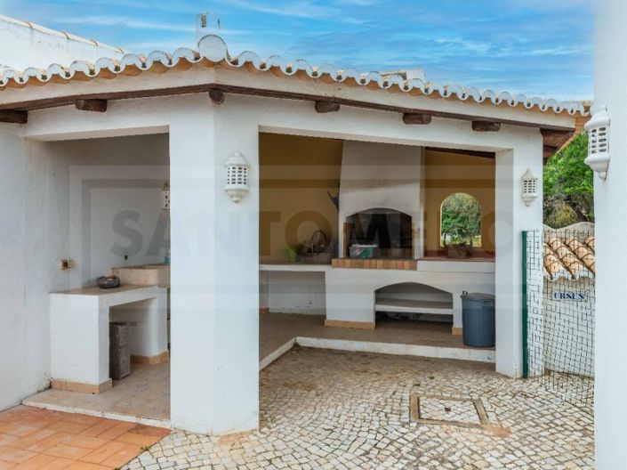 Image No.12-4 Bed House for sale