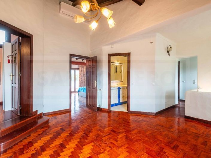 Image No.14-4 Bed House for sale