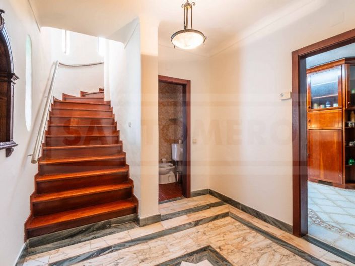 Image No.2-4 Bed House for sale