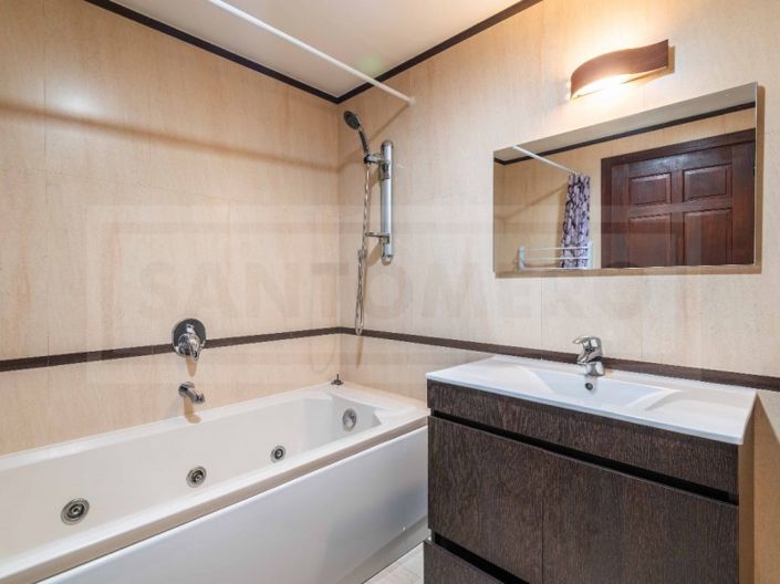 Image No.24-4 Bed House for sale