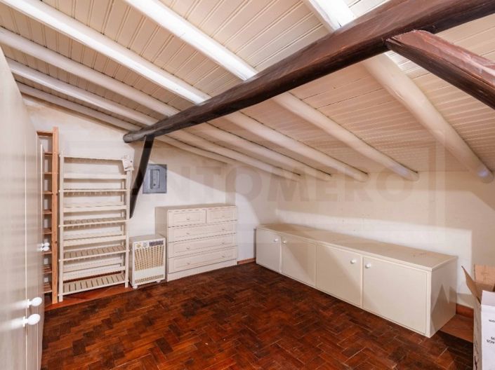 Image No.26-4 Bed House for sale