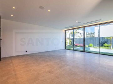 id9e125901-0000-0500-0000-000012e14b43