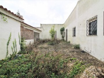 id061b6701-0000-0500-0000-000010efbd3c