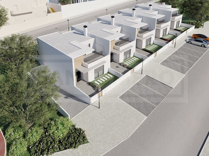 Image No.12-3 Bed House for sale