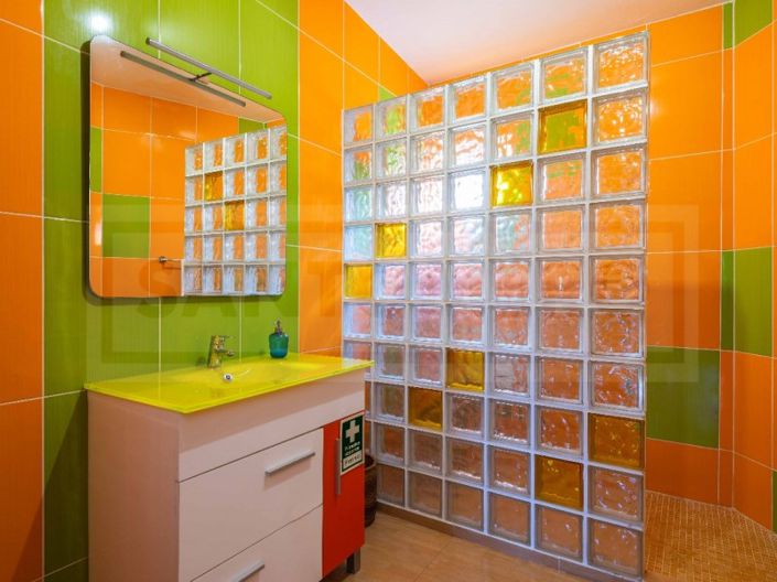 Image No.10-2 Bed House for sale