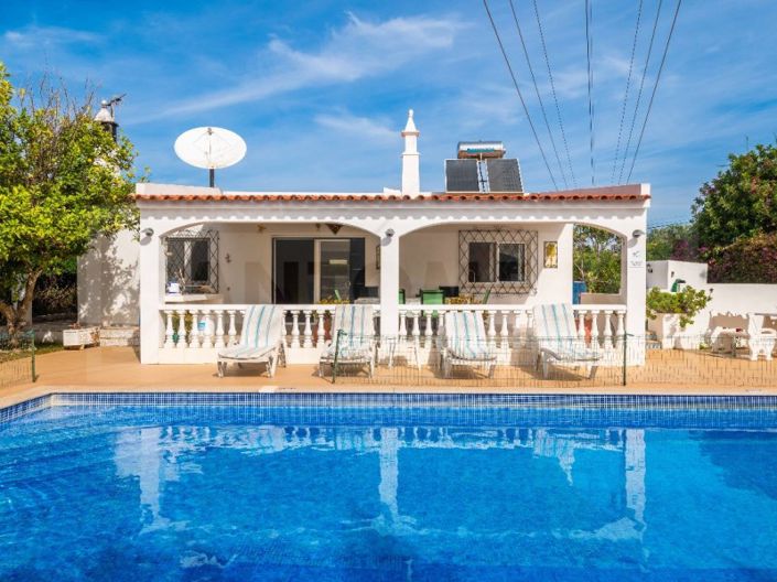 Image No.13-2 Bed House for sale