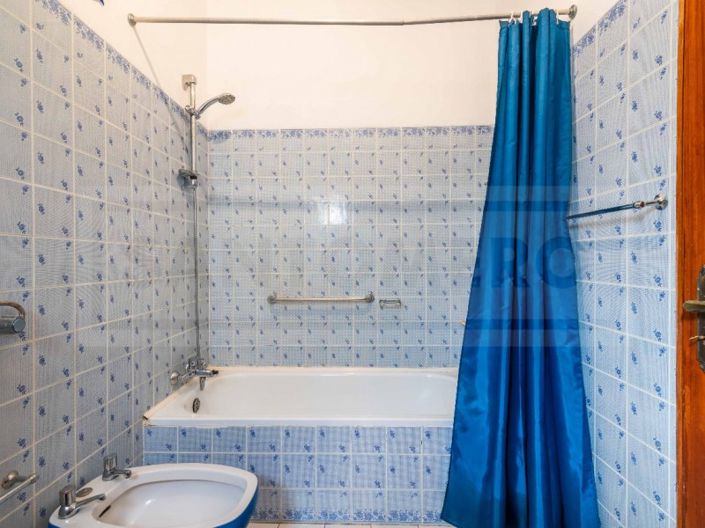 Image No.17-2 Bed House for sale