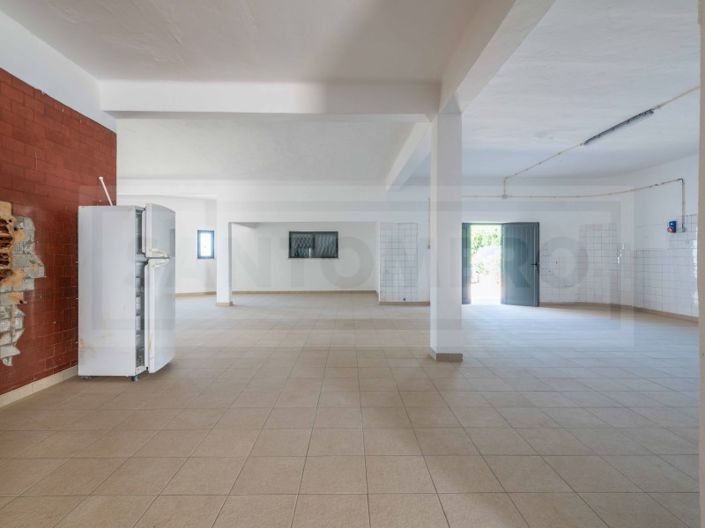 Image No.18-3 Bed House for sale