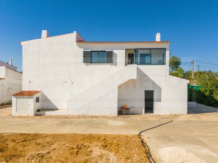 Image No.21-3 Bed House for sale