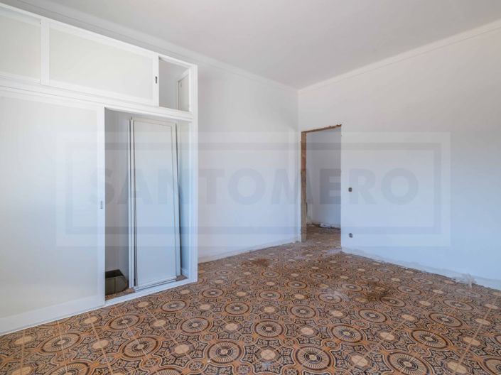 Image No.32-3 Bed House for sale