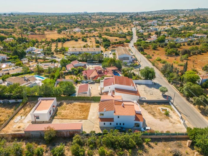 Image No.41-3 Bed House for sale