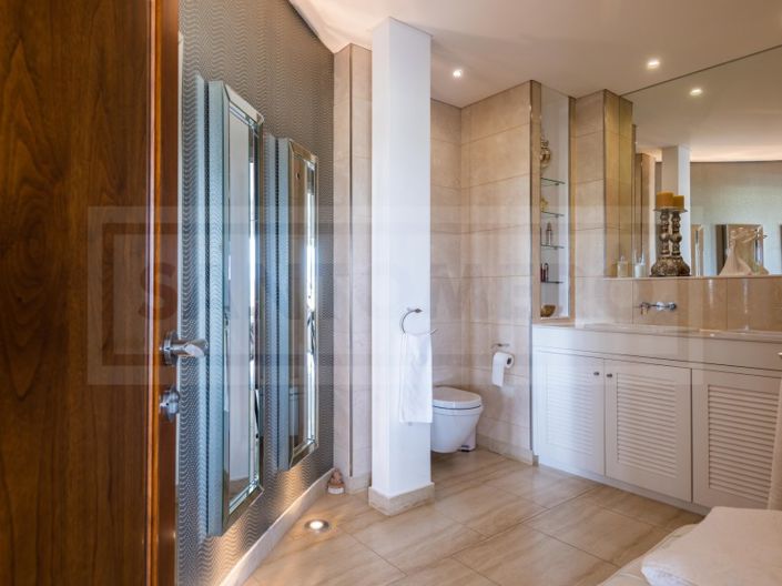 Image No.29-6 Bed House for sale