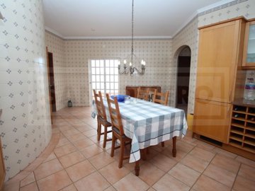 id25008101-0000-0500-0000-0000139bb8ae