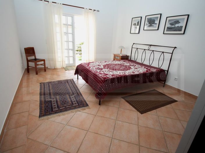 Image No.19-3 Bed House for sale