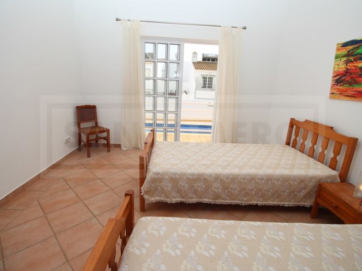 Image No.26-3 Bed House for sale