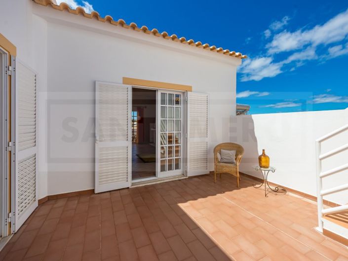 Image No.4-3 Bed House for sale