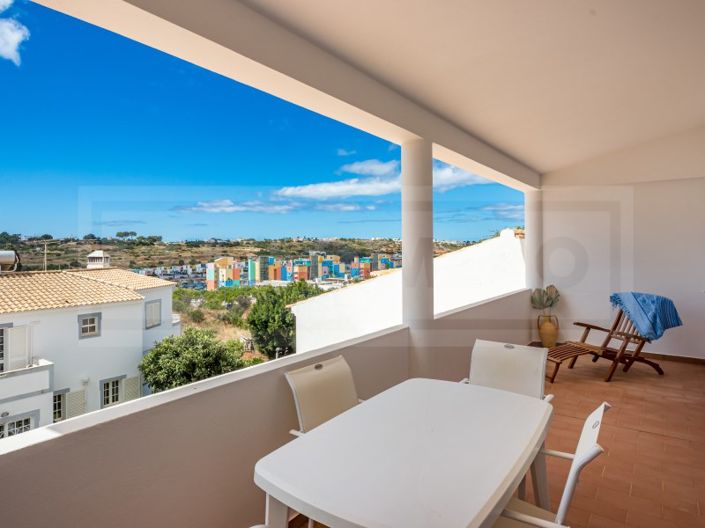 Image No.6-3 Bed House for sale