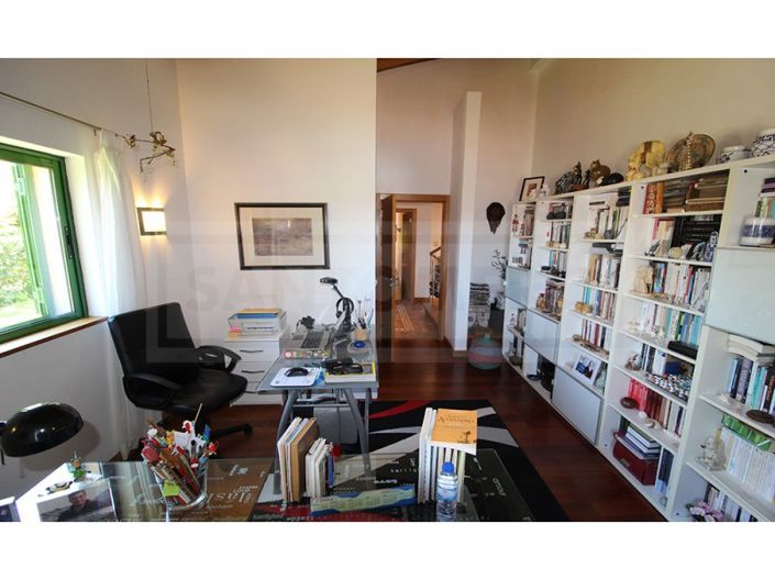 Image No.14-4 Bed House for sale